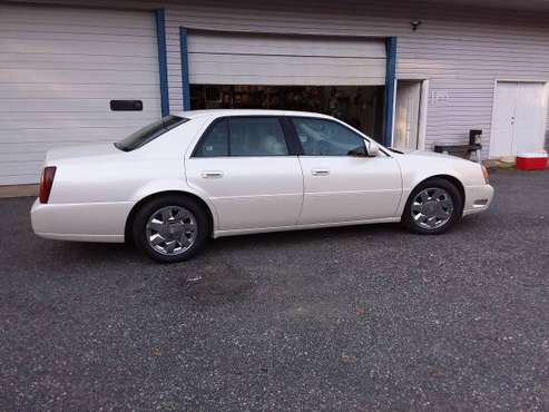 Cadillac 2001 Deville 42000 miles - cars & trucks - by owner -... for sale in King George, VA
