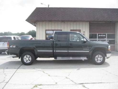 2002 Chevy 2500 HD EXT CAB LONG BED 4x4 for sale in Fort Wayne, IN