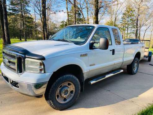 2005 Ford F-250 Super Duty XLT 4WD for sale in Fayetteville, AR