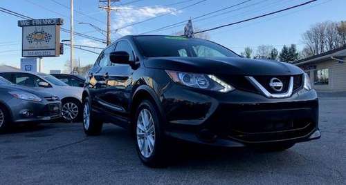 2017 Nissan Rogue Sport with only 43, 127 Miles - - by for sale in Worcester, MA