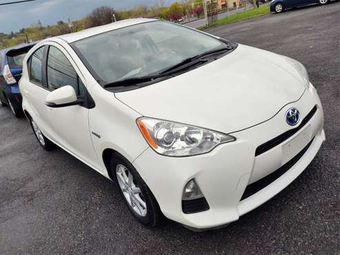 1-OWNER 2012 TOYOTA PRIUS C III NAVIGATION VOICE PHONE 50mpg! for sale in Syracuse, NY