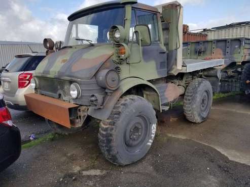Off Road unimog Freigthliner for sale in Richmond, CA