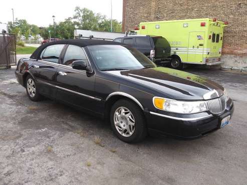 Lincoln Town Car,Signature,Black,1Owner,126K Miles,Just Serviced,Runs for sale in Midlothian, IL