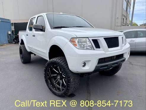 REALLY REALLY CLEAN ) 4X4 2014 NISSAN FRONTIER SV - cars & for sale in Kihei, HI