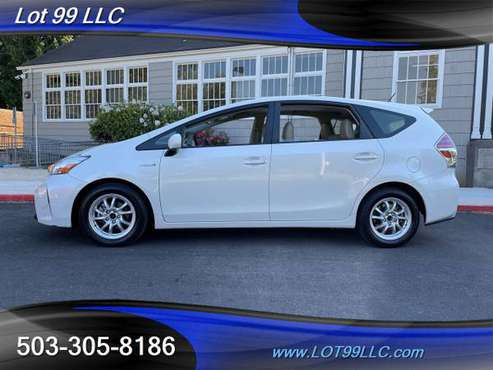 2017 Toyota Prius v Four Wagon 1-Owner Heated Leather Navigation Bac for sale in Milwaukie, OR