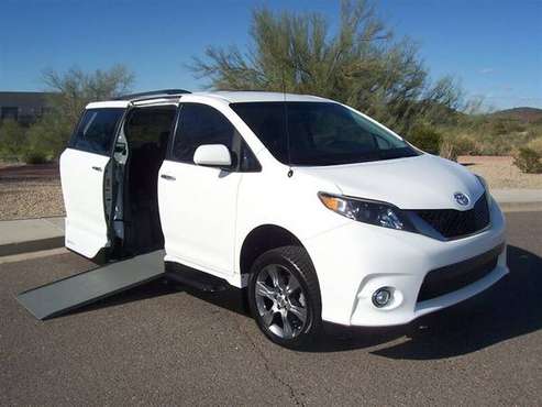 2013 Toyota Sienna SE Wheelchair Handicap Mobility Van - cars & for sale in Phoenix, AZ