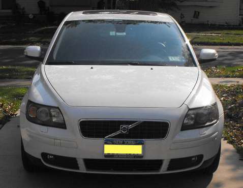 2007 Volvo S40, AWD,T5 ,Turbo, 143K - cars & trucks - by owner -... for sale in Niagara Falls, NY