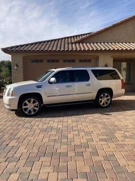 Cadillac Escalade ESV 45,869 Miles - cars & trucks - by owner -... for sale in Queen Creek, AZ