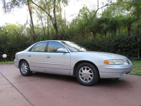 2001 Buick Regal LS...Extra nice - cars & trucks - by owner -... for sale in Lutz, FL