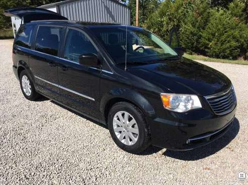 2015 Chrysler Town & Country , DVDs, Leather! - cars & trucks - by... for sale in Camdenton, MO