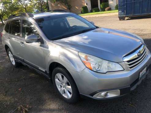 2011 Subaru Outback ((Awd, 1 Owner, Reliable)) - cars & trucks - by... for sale in Roseburg, OR