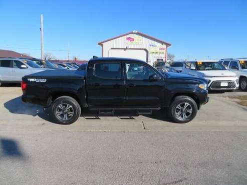 2018 Toyota Tacoma 4X4 55, 000 Miles 27, 999 for sale in Waterloo, IA