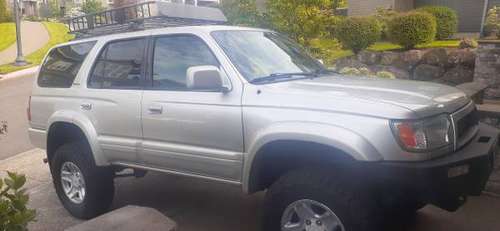 1999 Toyota 4runner 4x4 limited 3 4ltr 170k clean title lifted for sale in Happy valley, OR