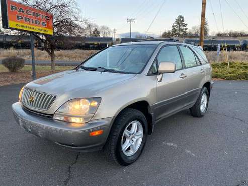 2000 Lexus RX 300 4x4 SUV - Runs Good!! - cars & trucks - by dealer... for sale in Powell Butte, OR