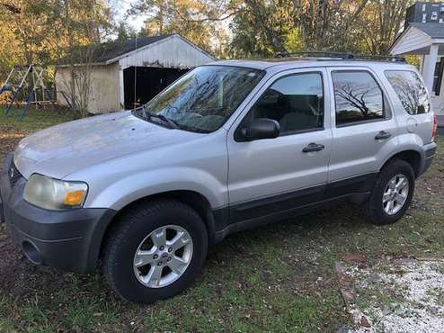 2005 Ford Escape XLT - cars & trucks - by owner - vehicle automotive... for sale in Bridgeton, NC