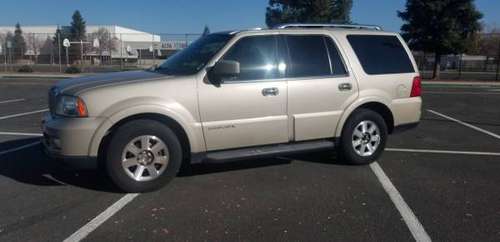 2005 Lincoln Navigator - cars & trucks - by owner - vehicle... for sale in Clovis, CA