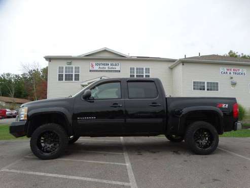 ** 2010 Chevrolet Silverado LT1500 4D 4x4** - cars & trucks - by... for sale in Medina, OH