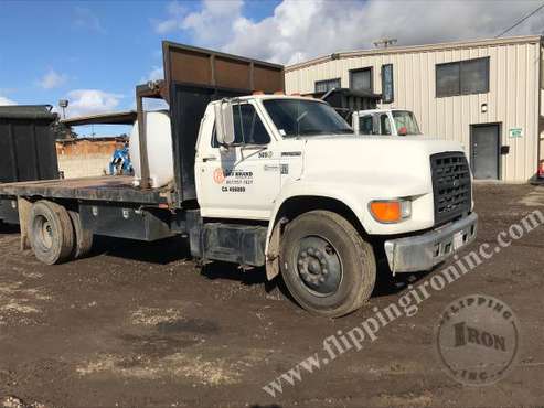 1998 Ford F-800 Flatbed Truck - 5 9 liter Cummins Engine - cars & for sale in Bakersfield, CA