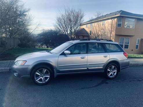 2007 Subaru Outback LLB all wheel drive low miles clean title - cars for sale in Portland, OR