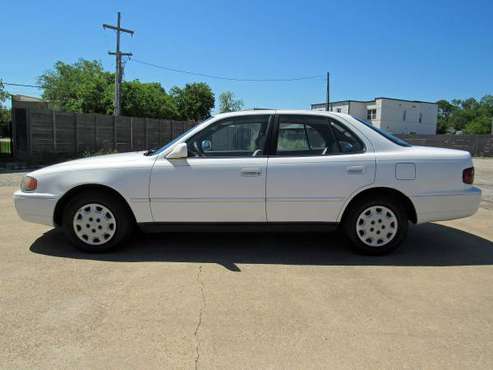 Nice & Clean 1996 Toyota Camry LE w/147K & Clean CARFAX - cars & for sale in Fort Worth, TX