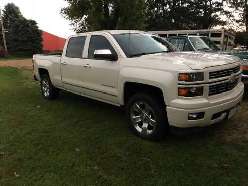 2015 Chevrolet 1500 Crew Cab for sale in Wells, MN