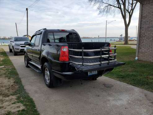 Sothern Ford Sport trac 4x4 - cars & trucks - by owner - vehicle... for sale in East China, MI