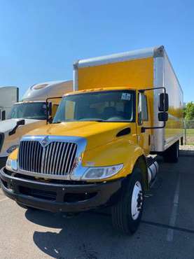 2017 International 4300, 26FT BOX, Liftgate - - by for sale in West Chester, KY