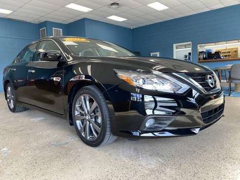 2018 NISSAN ALTIMA! 8K MILES! LOADED! CLEAN! - cars & trucks - by... for sale in Port Saint Lucie, FL