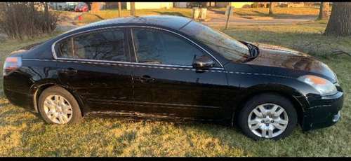 2009 Nissan Altima - cars & trucks - by owner - vehicle automotive... for sale in milwaukee, WI