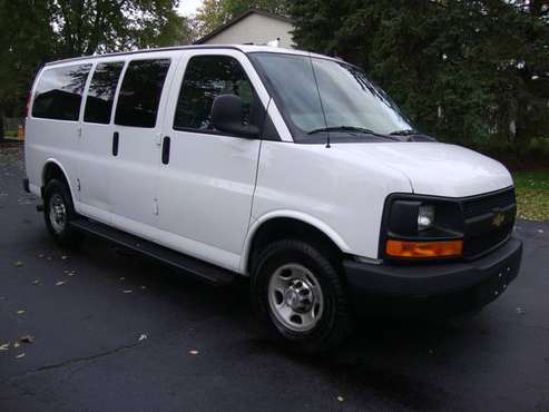 2015 Chevy Express 12 Passenger Van for sale in Racine, MI