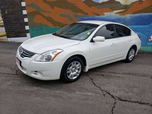 2010 Nissan Altima S - cars & trucks - by dealer - vehicle... for sale in Saint Joseph, MO