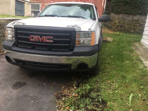 2006 GMC Sierra - cars & trucks - by owner - vehicle automotive sale for sale in Worcester, MA