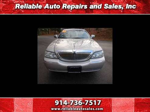 2006 Lincoln Town Car Signature - cars & trucks - by dealer -... for sale in Peekskill, NY