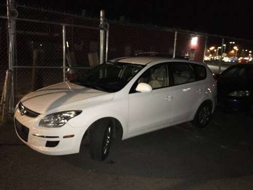 2012 Hyundai ELANTRA touring - cars & trucks - by owner - vehicle... for sale in Windsor, CT
