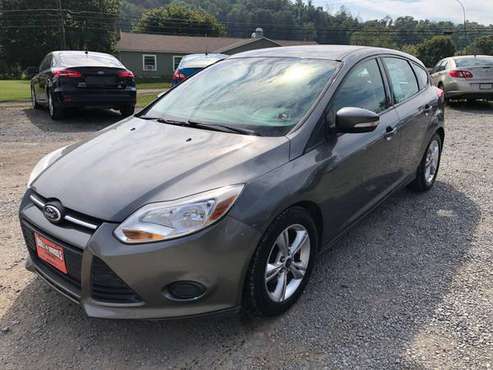 SHARP 2014 FORD FOCUS HATCHBACK 89K MILES NEW TIRES TRADES WELCOME for sale in MIFFLINBURG, PA