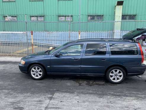 2006 Volvo V70 2.5T wagon very good condition - cars & trucks - by... for sale in NEW YORK, NY