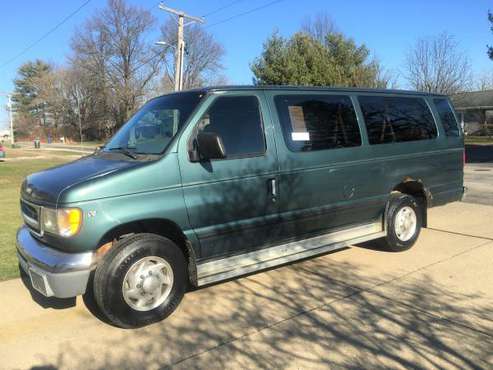 1997 FORD E350 WHEELCHAIR VAN - - by dealer - vehicle for sale in URBANA, IL