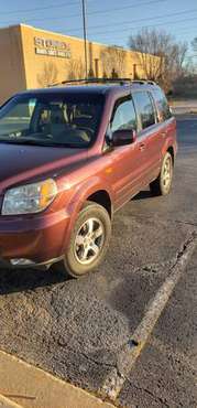 2007 Honda Pilot EXL - cars & trucks - by owner - vehicle automotive... for sale in milwaukee, WI