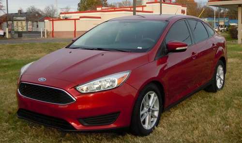 2015 Ford Focus SE - cars & trucks - by dealer - vehicle automotive... for sale in Springfield, MO