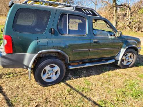 2001 nissan Xterra 4x4 runs excellent - cars & trucks - by owner -... for sale in Newark, OH
