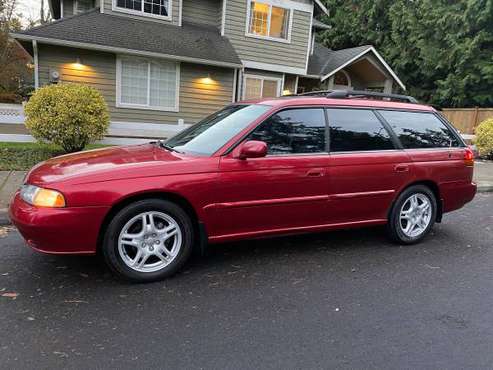 Subaru legacy wagon all-wheel-drive AWD Runs excellent low miles -... for sale in Seattle, WA