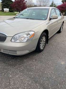 CLEAN 2008 Buick Lucerne - - by dealer - vehicle for sale in Akron, OH