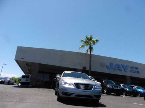 2014 Chrysler 200 4dr Sdn LX / CLEAN ARIZONA CARFAX / for sale in Tucson, AZ