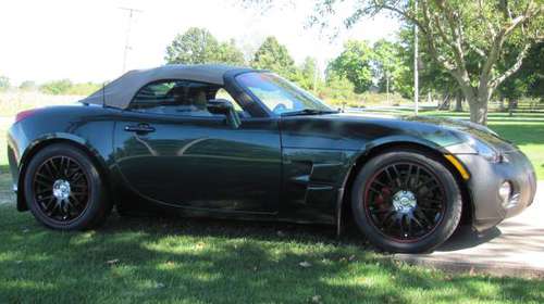 2007 Pontiac Solstice for sale in Columbia Station, OH