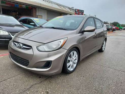 2012 Hyundai Accent GLS EXCELLENT CONDITION - - by for sale in Grand Prairie, TX