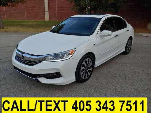 2017 HONDA ACCORD HYBRID LOW MILES! LEATHER LOADED! SUNROOF! MUST... for sale in Norman, TX
