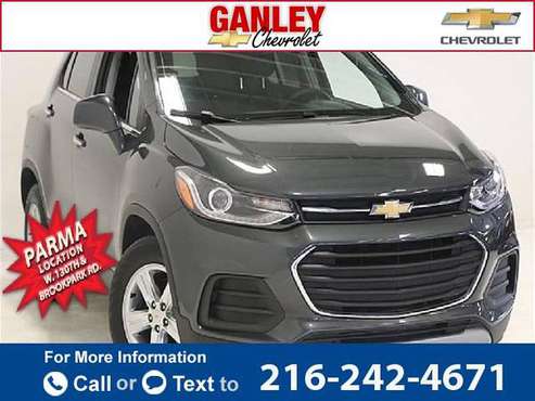 2017 Chevy Chevrolet Trax LT suv Gray Metallic for sale in Brook Park, OH