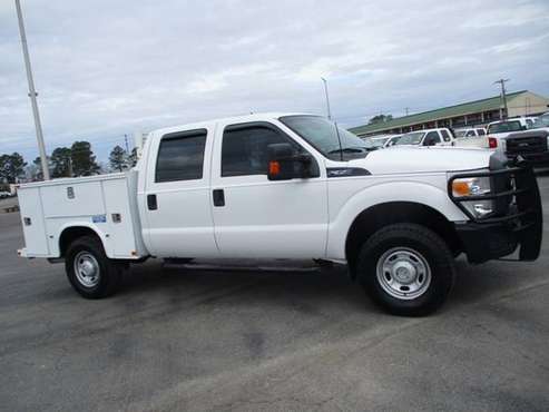 2013 Ford F-350 4x4 Crew Cab XL Utility Bed 95k Miles - cars & for sale in Lawrenceburg, AL