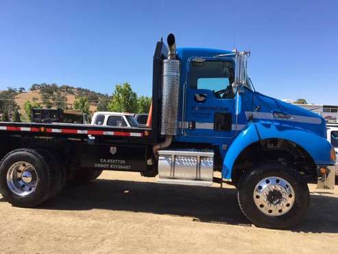 2007 Kenworth T300 4x4 Flatbed Truck for sale in Tehachapi, CA