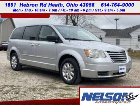 2009 Chrysler Town & Country LX - cars & trucks - by dealer -... for sale in Heath, OH